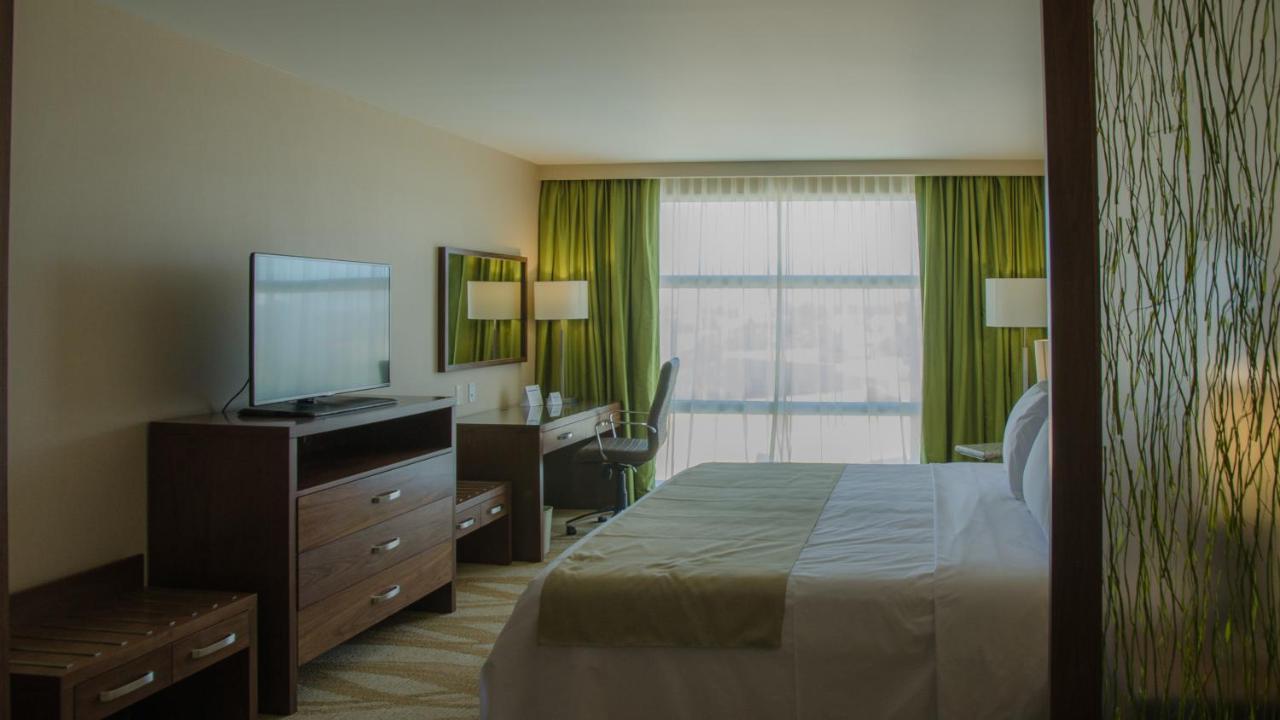 Holiday Inn Express And Suites Celaya By Ihg Celaya (Guanajuato) Exterior foto